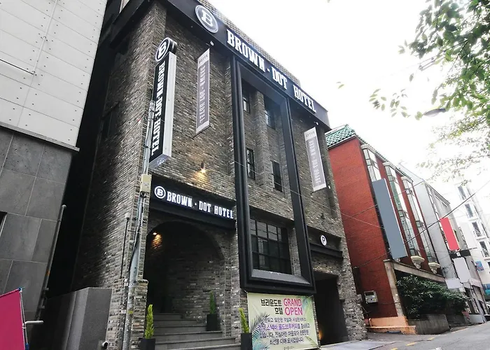 Brown Dot Yangjeong