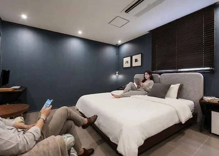Brown Dot Yangjeong 3* 釜山広域市