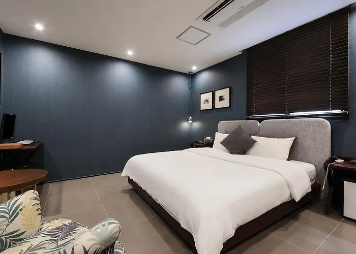 Brown Dot Yangjeong Busan